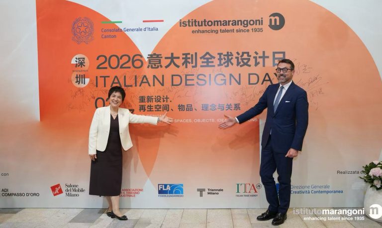 Console Generale d’Italia a Canton, Valerio De Parolis, e Direttrice Generale Ufficio Affari Esteri di Shenzhen, Cao Saixian